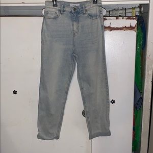 Size 9 High wasted jeans